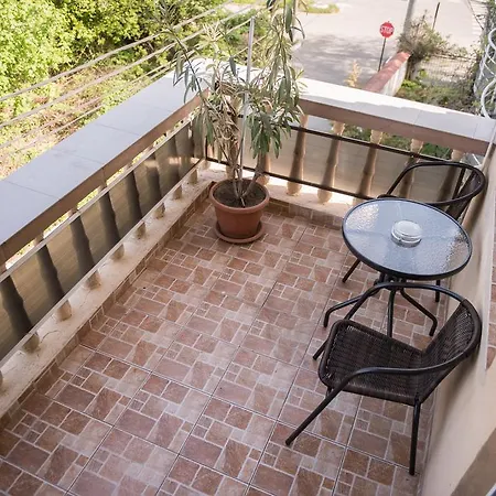 Dynes 3* Eforie Nord