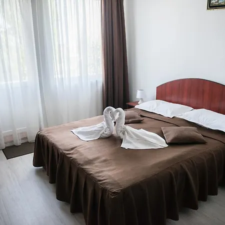 Hotel Dynes 3*