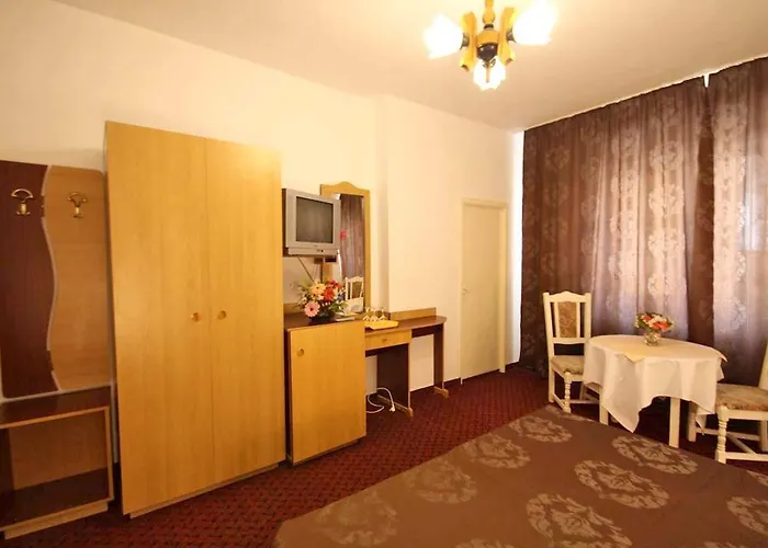 Dynes 3* Eforie Nord